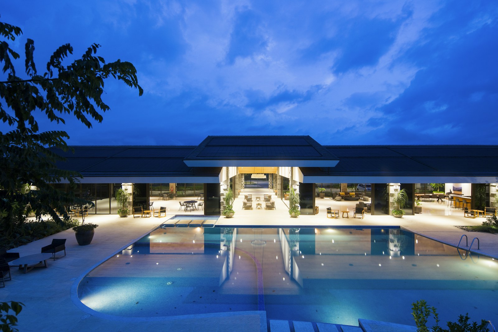 商务洽谈
